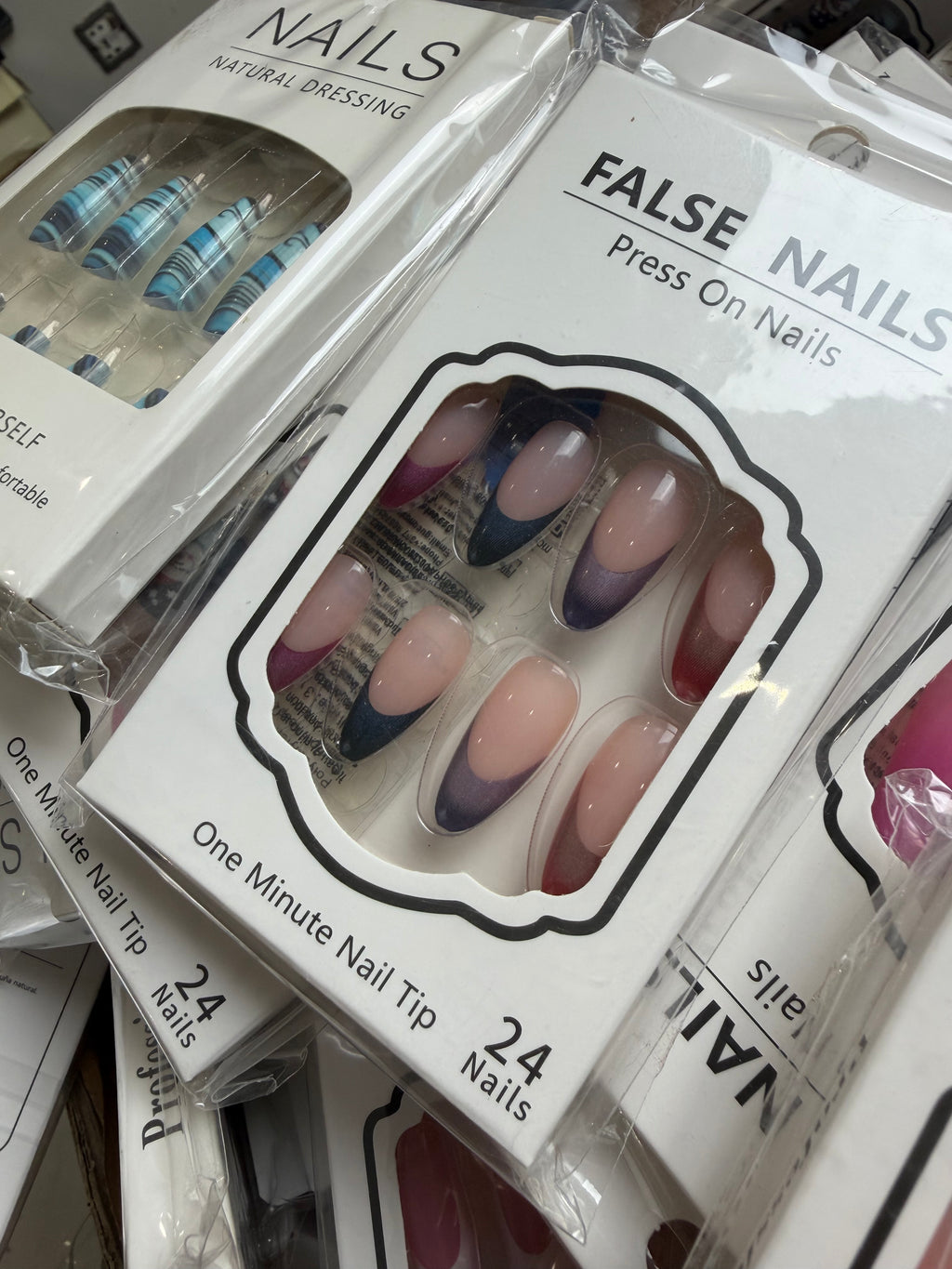 Pack of 15 pcs Artificial Nails Deal